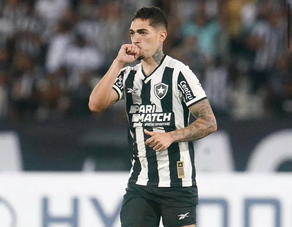 J Nior Santos Decide Botafogo Vence A Ldu E Assume A Segunda Coloca O