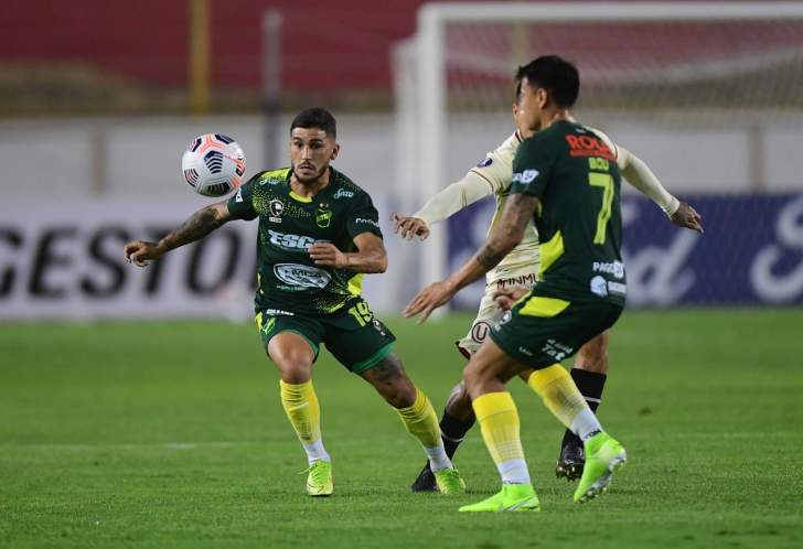 LIBERTADORES: Defensa empata e Palmeiras garante liderança do grupo; Flu vence