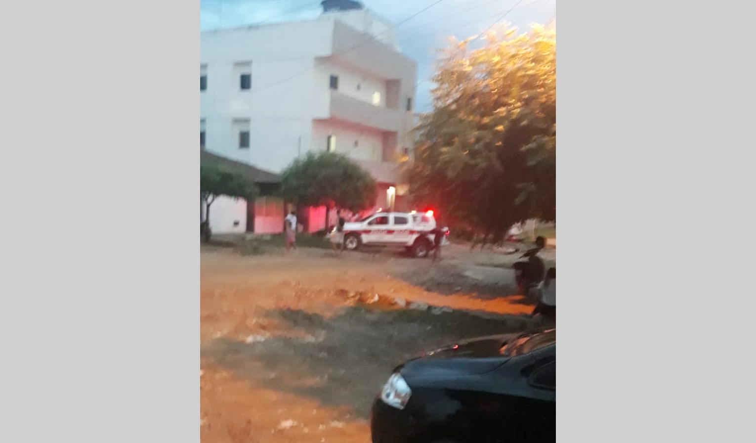 Jovem é encontrado sem vida dentro de banheiro de residência em Patos