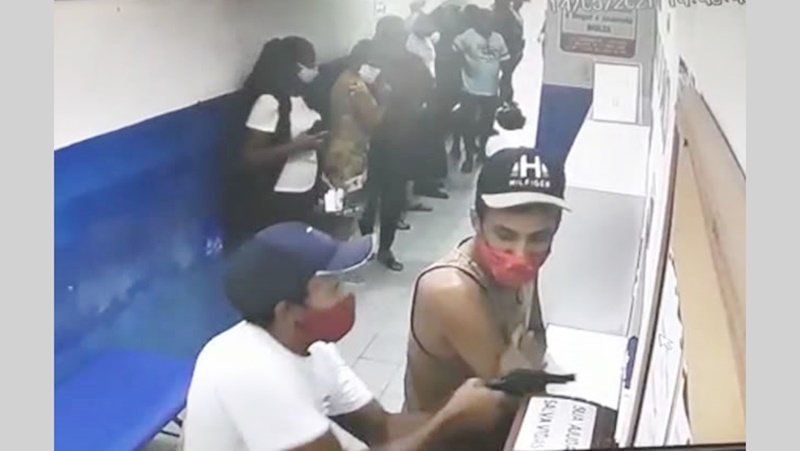 Câmeras registram mais um assalto a estabelecimento no Sertão. Veja