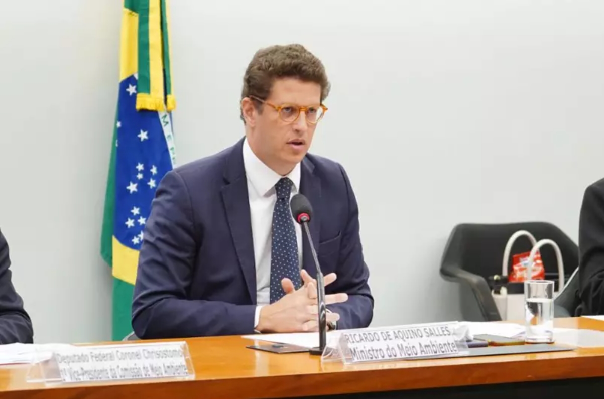 Ricardo Salles e Ministério do Meio Ambiente são alvos de operação da PF