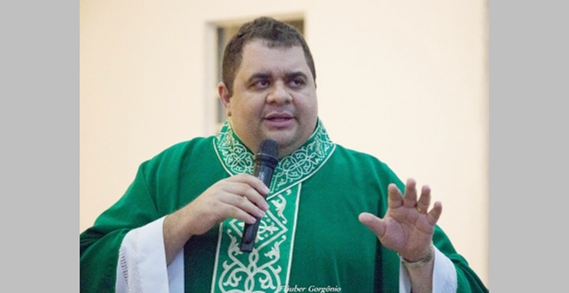 Morre vítima de Covid-19 aos 47 anos, padre da Diocese de Campina Grande