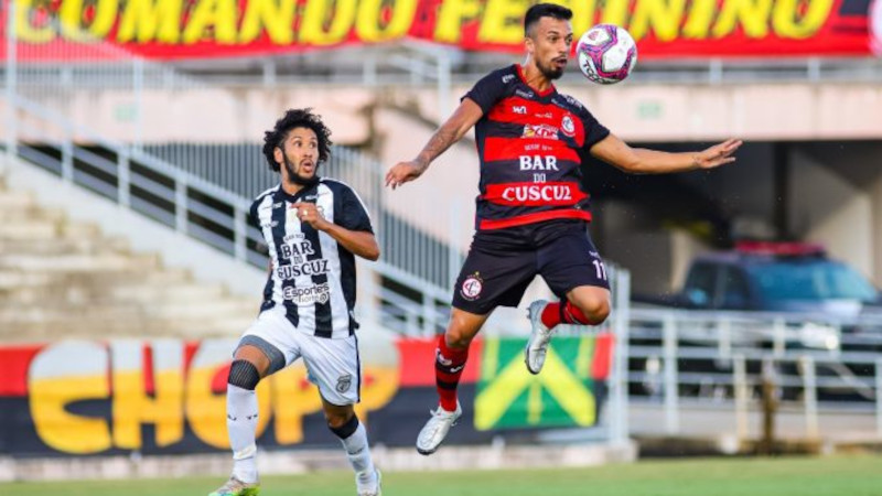 Campinense bate rival Treze e garante boa colocação