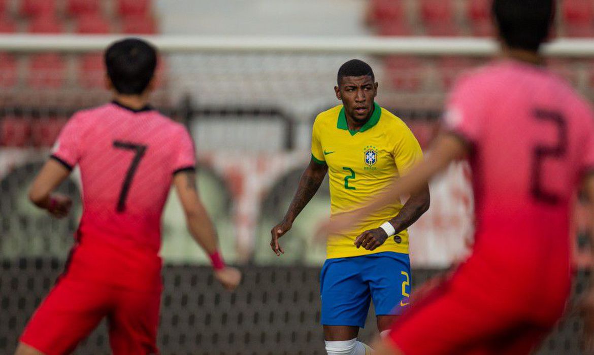 Eliminatórias: Tite chama Emerson para substituir lateral Daniel Alves