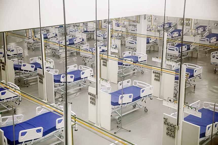 Vereador Josmá Oliveira preside sessão, pede hospital de campanha para Patos e volta a cobrar detalhes sobre compra de imóvel. Ouça