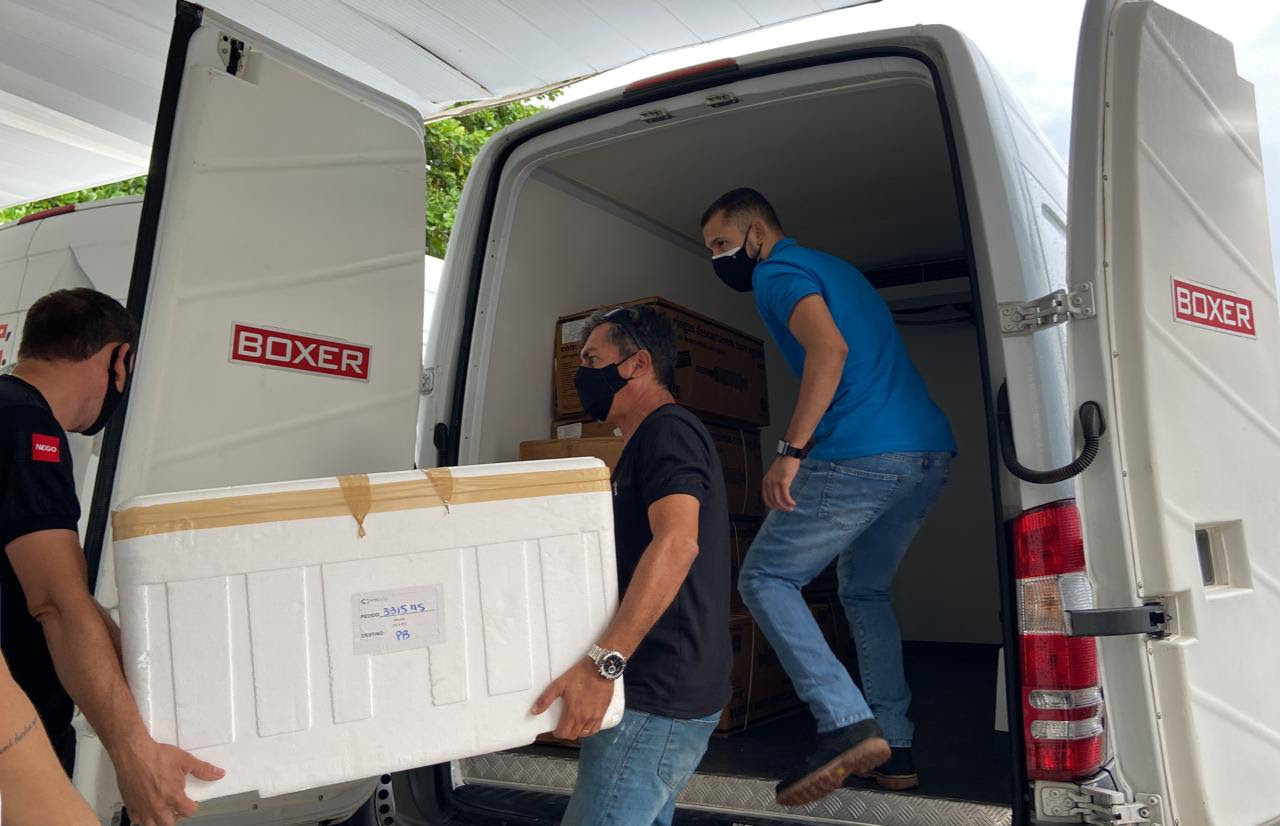 Saúde envia mais 91 mil doses da vacina AstraZeneca para municípios. Patos será contemplado