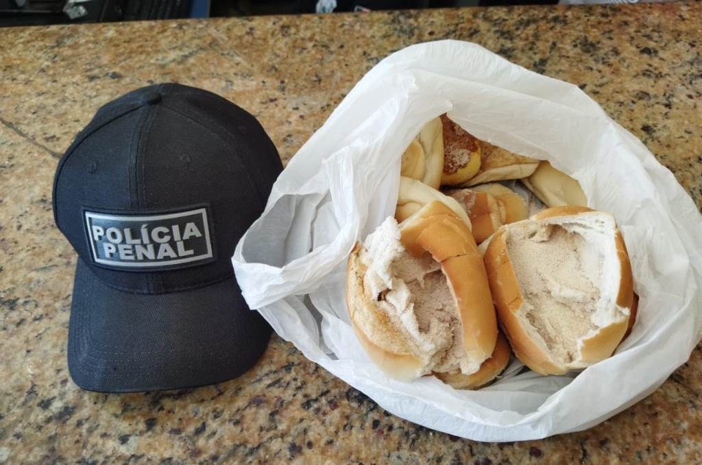 Visitante tenta entrar com drogas dentro de pães e é detida na cidade de Patos