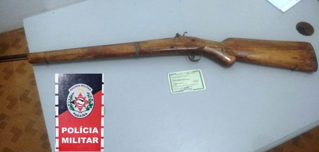 Polícia Militar prende homem por posse ilegal de arma de fogo na cidade de Patos