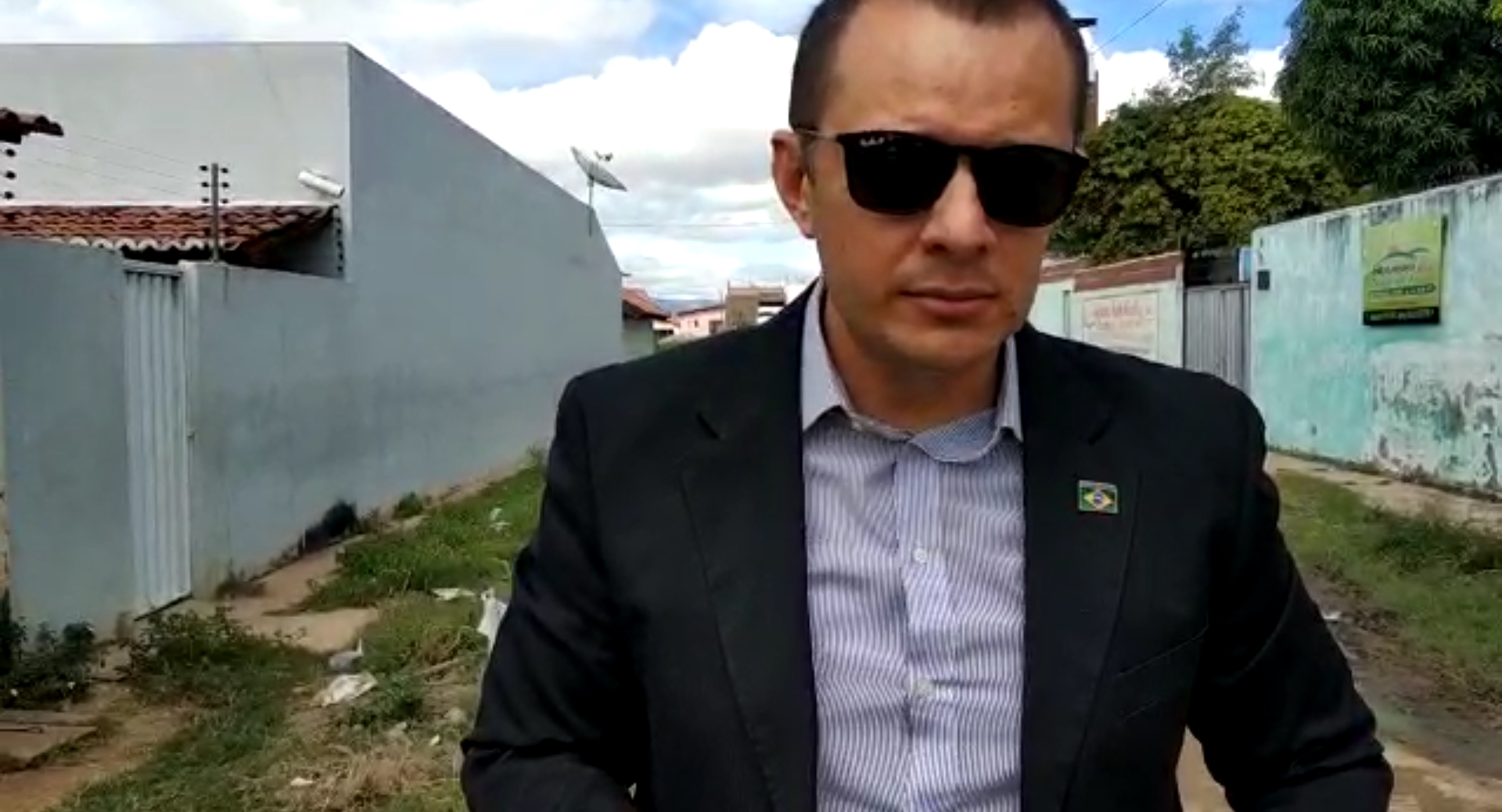 Vereador Josmá Oliveira diz em vídeo que constatou abandono de ruas pela prefeitura no Bairro da Maternidade. Veja