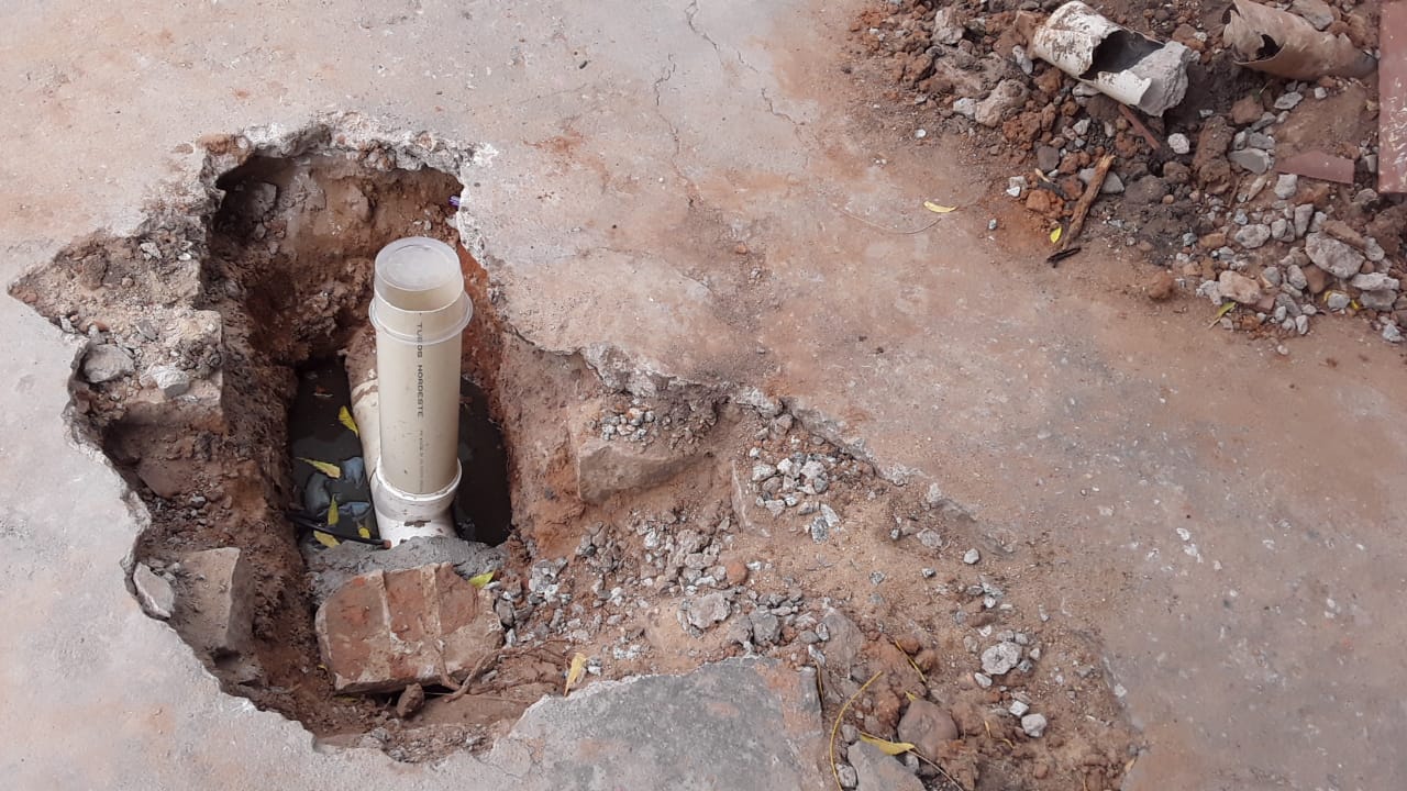 Moradores do São Sebastião, próximo ao Lar do Idoso, pedem conserto de galeria