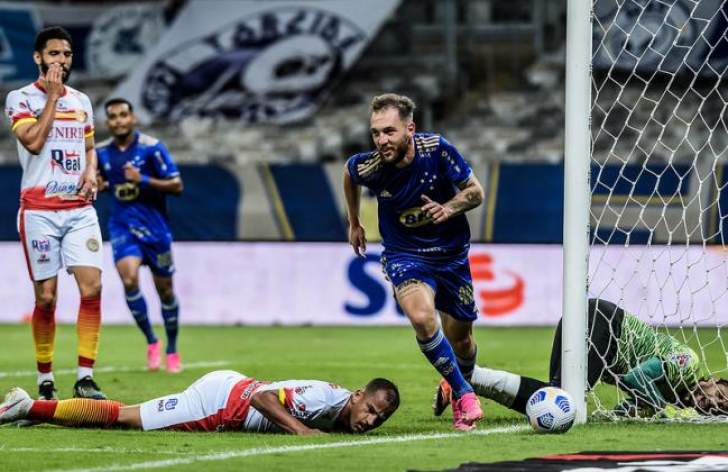 COPA DO BRASIL: Cruzeiro, Inter e Palmeiras conquistam vantagem mínima