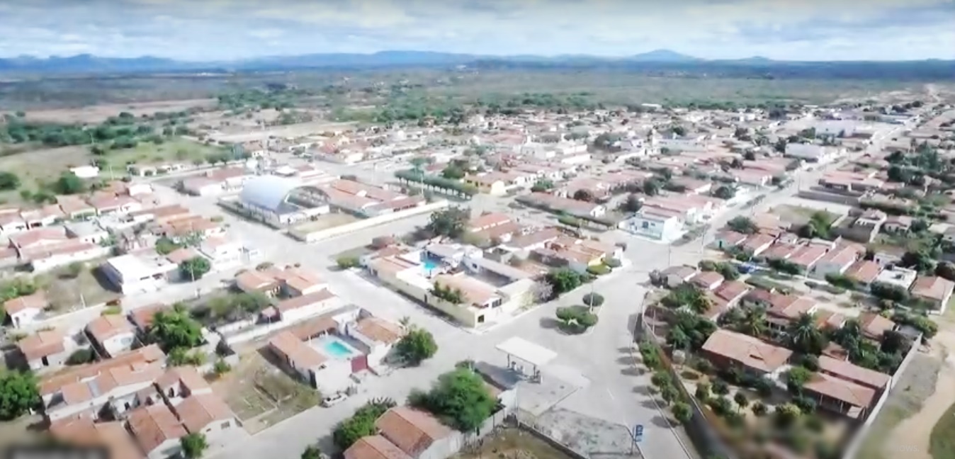 Vereador de São José de Espinharas vai ao MP e faz denúncia contra gestor municipal. Gestor diz que foi apenas uma denúncia e que provará sua inocência