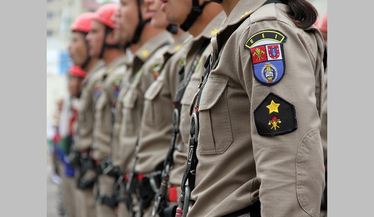 Coronel Saulo Laurentino parabeniza Corpo de Bombeiros pelos 104 anos de fundação e ressalta conquistas da corporação. Ouça