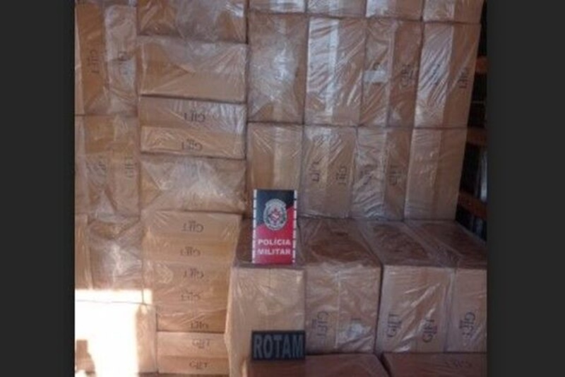 Carga de cigarros contrabandeados avaliada em R$ 2 milhões é apreendida em São José do Bonfim-PB
