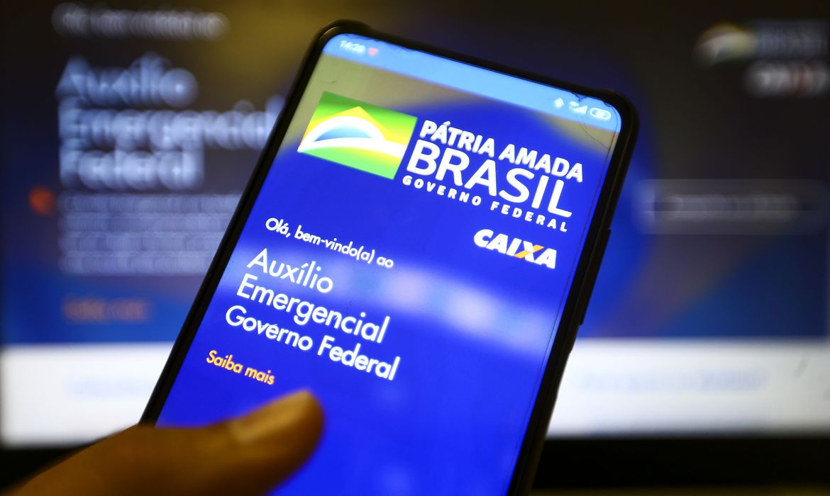 Auxílio Emergencial 2021: pagamento da 3ª parcela é antecipado. Confira novas datas