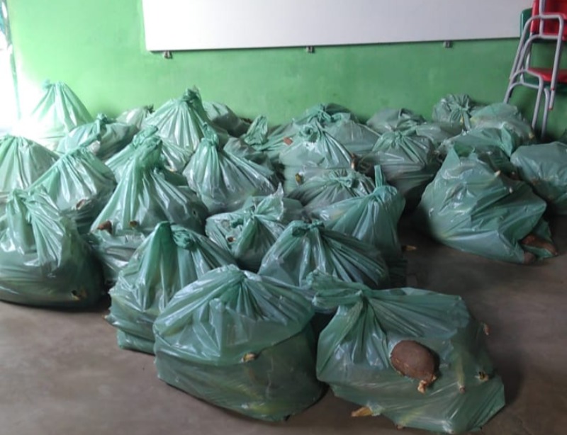 Prefeitura municipal de São José do Bonfim realiza entrega de alimentos doados pelo PAA para pessoas carentes