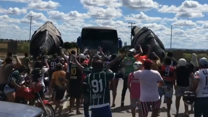 Sousa embarca para Campina Grande e deve ter time completo no primeiro jogo das finais