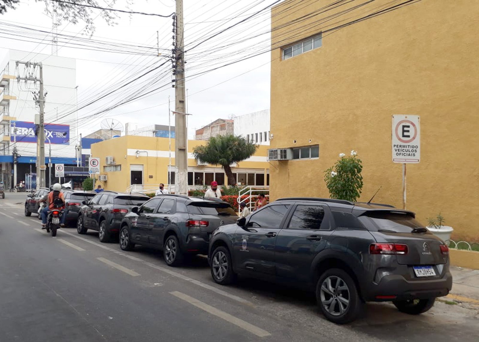 Fórum de Patos passa por reforma, recebe veículos novos e terá Sala de Atendimento a Distância