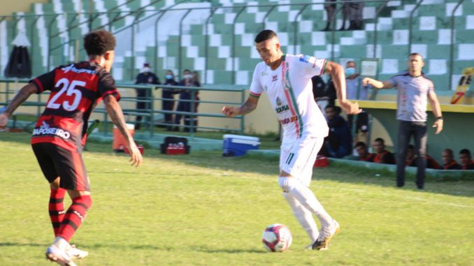 Campinense e Sousa decidem amanhã o Campeonato Paraibano no jogo 70 entre as duas equipes. Saiba a história do confronto