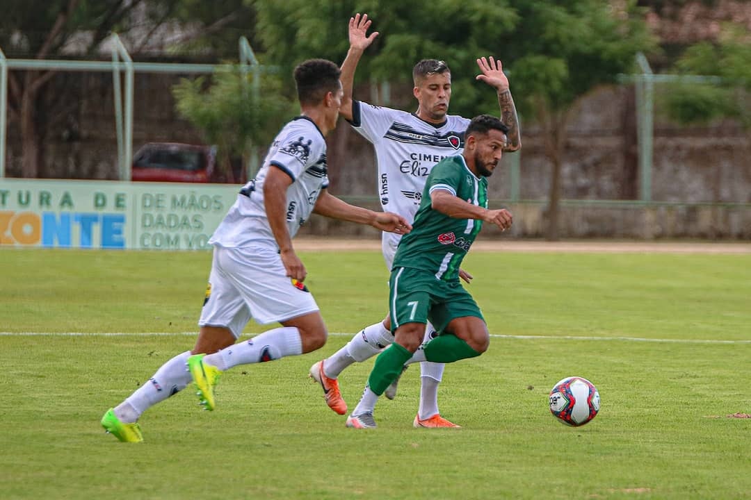 Botafogo-PB fica no empate com Floresta-CE e segue fora do G4