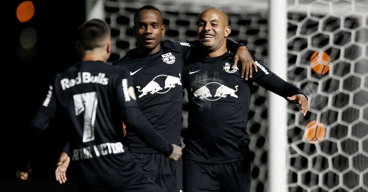 BRASILEIRÃO: Red Bull Bragantino vence Palmeiras e lidera, mas São Paulo só empata com Cuiabá