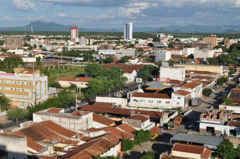 Com 124, Patos é um dos 5 municípios da PB que concentra mais da metade dos novos casos nas últimas 24 horas