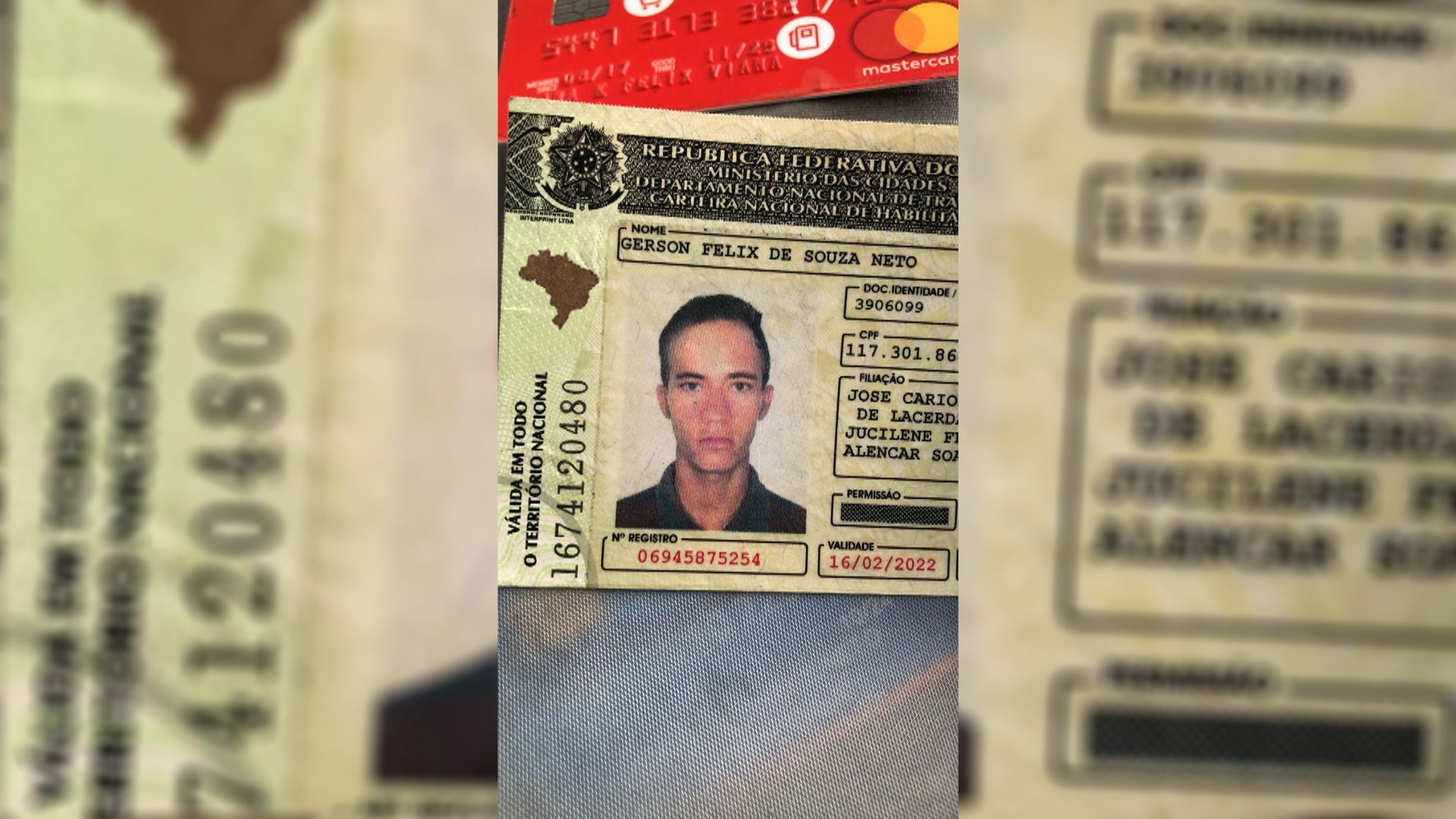 Em Patos Jovem perde documentos em frente à Maternidade Peregrino Filho