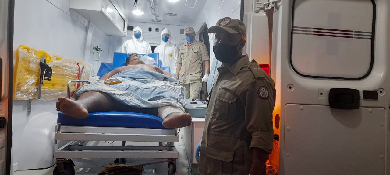 Carlinhos já recebe cuidados médicos no Complexo Hospitalar de Patos. A transferência ocorreu nesta segunda-feira (28). Diretor da UPA comentou. Ouça