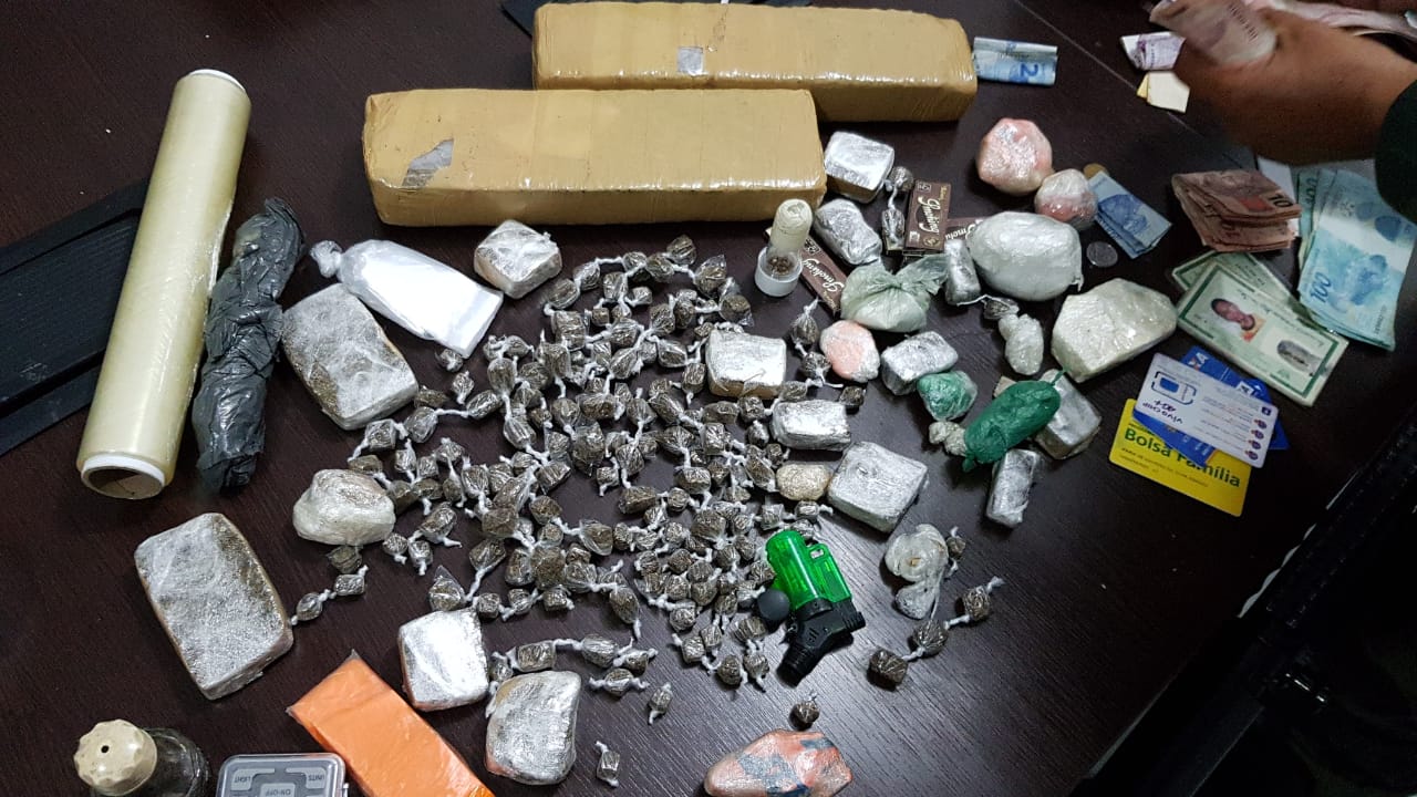 Operação policial na região de Passagem e Areia de Baraúnas contra tráfico de droga e apreensão de arma de fogo é realizada nesta terça-feira (06)