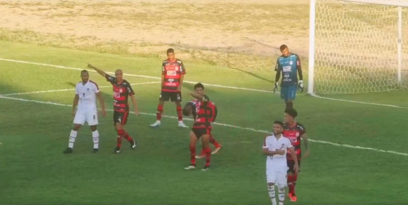 Campinense vira pra cima do Atlético-CE e sobe na tabela