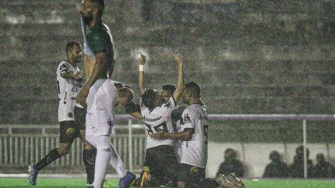 Segue o líder: Botafogo-PB vence Manaus-AM e assume liderança na Série C