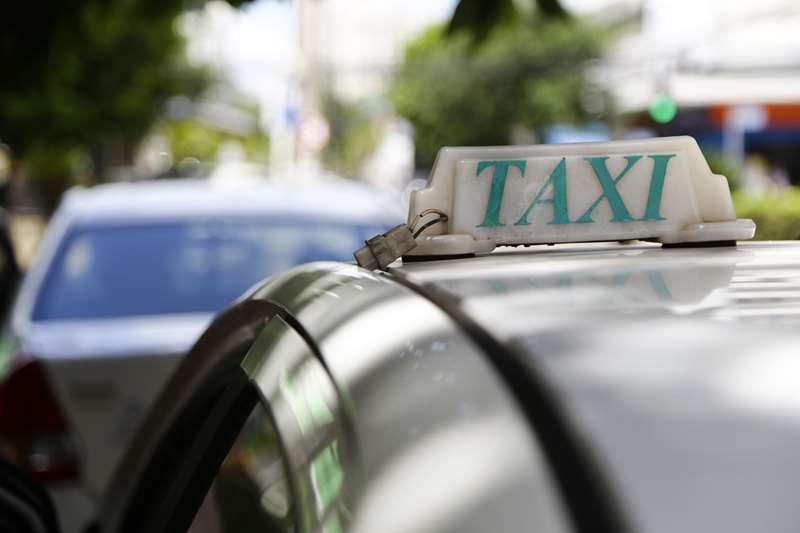 Taxistas são presos por envolvimento com tráfico de drogas e falsificação de dinheiro em Patos; presidente da Cooperativa se manifesta