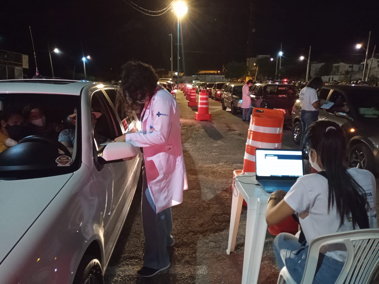 35 anos ou mais: Secretaria de Saúde espera mais um sucesso no no drive-thru desta sexta (16) na vacina contra a covid-19