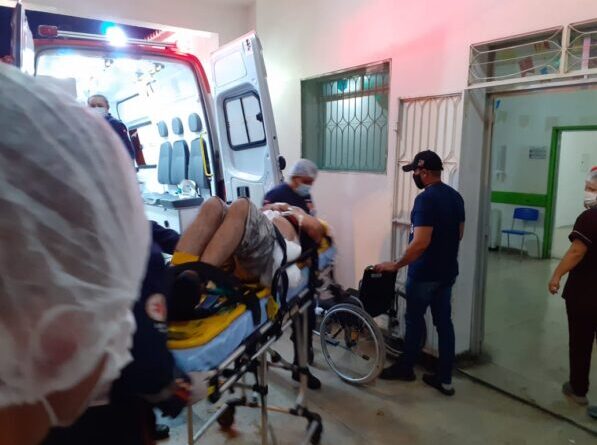 Capotamento na BR 361 em Piancó, deixou pai, filho e mais duas pessoas feridas