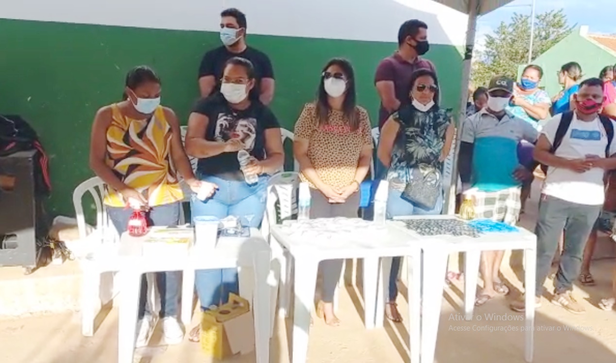 Inauguração de quadra de esporte na zona rural de Cacimbas-PB causa polêmica e gera comentários. Secretário de esportes é ouvido e comenta