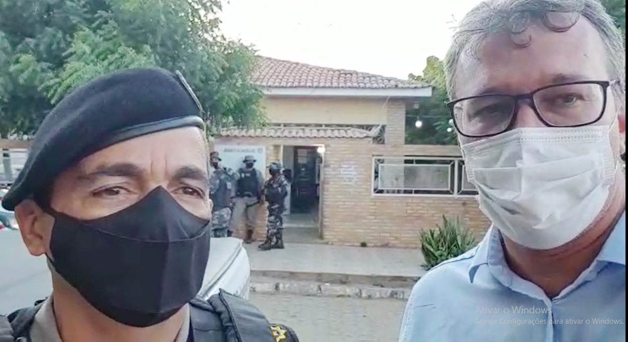 Comandante da CPR II e Delegado do Sertão falam sobre apreensão de meia tonelada de maconha no Sertão. Veja o vídeo