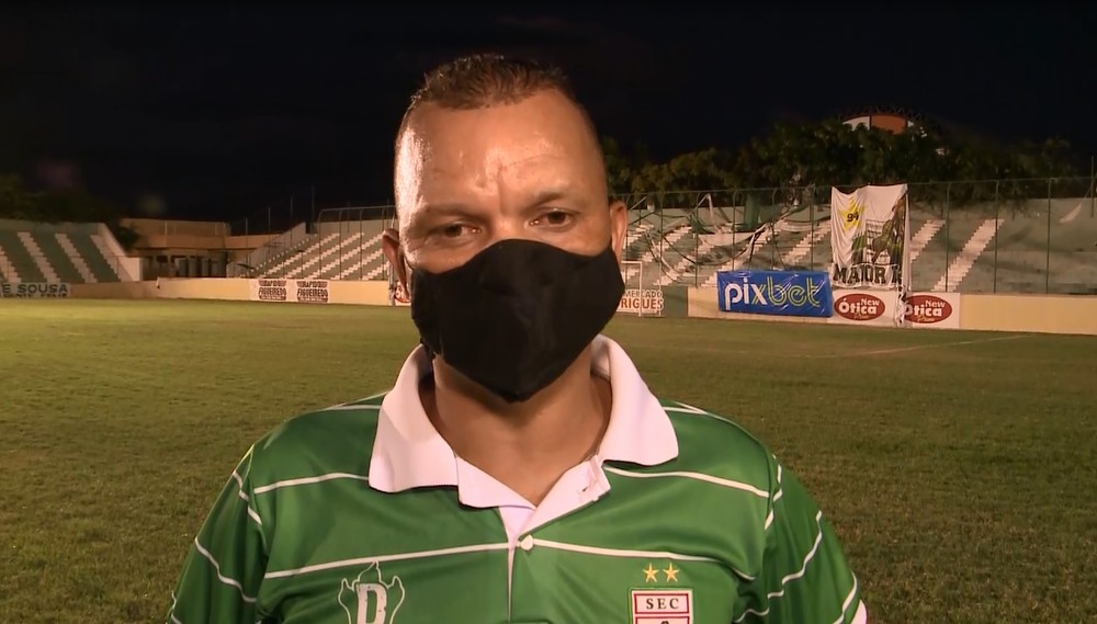 Sousa demite técnico Warley após duas derrotas para o América-RN na Série D