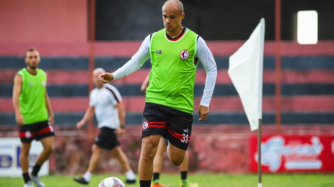 Após duas derrotas, zagueiro do Campinense faz as contas para se classificar na Série D