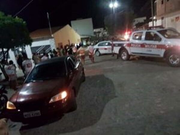 Casal é executado em plena praça pública em Taperoá na noite deste sábado (31)