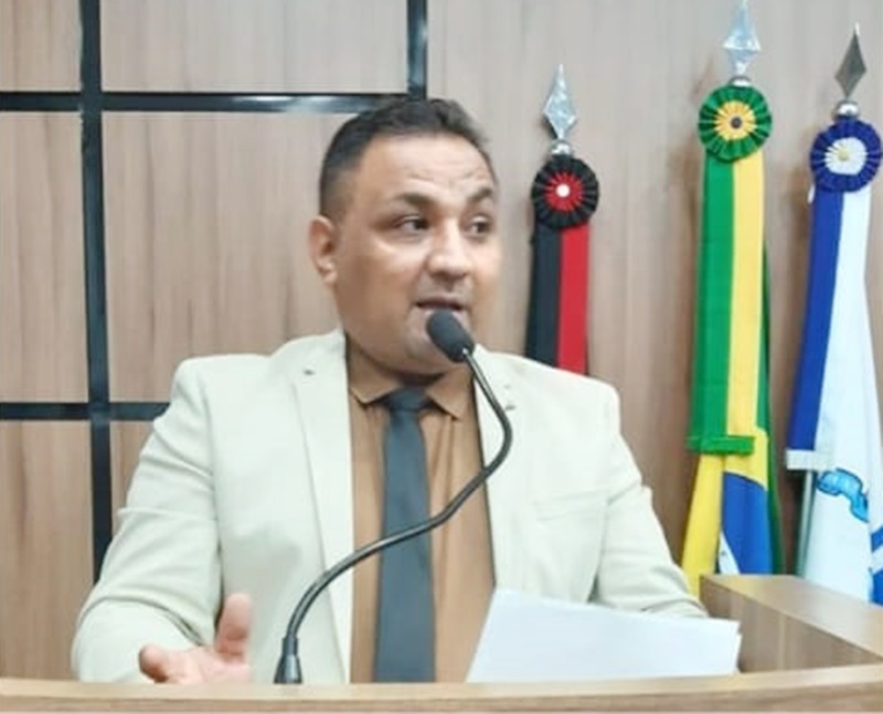 Mesmo um pouco nervoso e ansioso, vereador Nandinho reage bem ao tratamento contra a covid-19 no Hospital de Patos