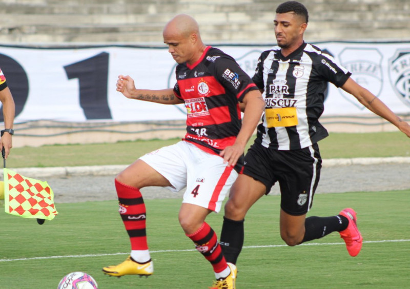 Treze e Campinense empatam e seguem no G-4 da Série D