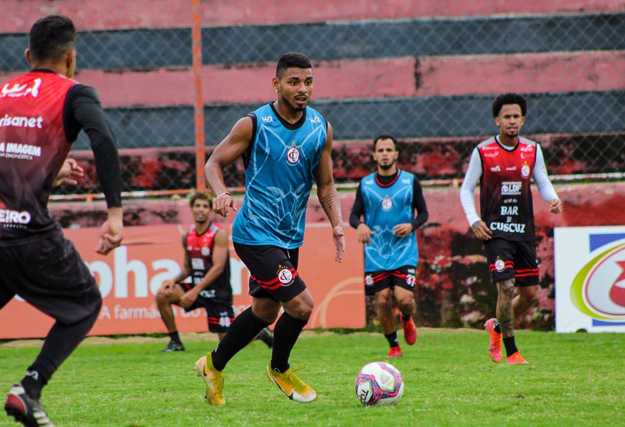 Campinense entra em campo neste sábado (14) contra o Central-PE