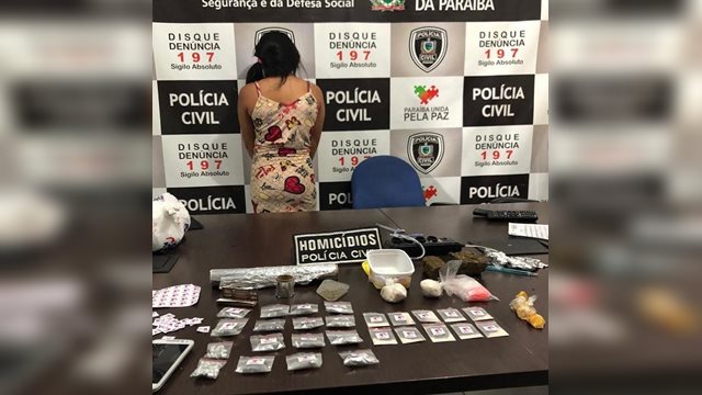 Polícia prende em Patos jovem do bairro Santa Clara em Patos, com material entorpecente