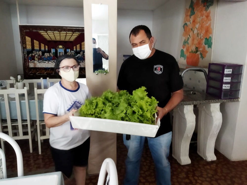 Penitenciária Romero Nóbrega faz nova doação de hortaliças produzidas pelos apenados da própria unidade