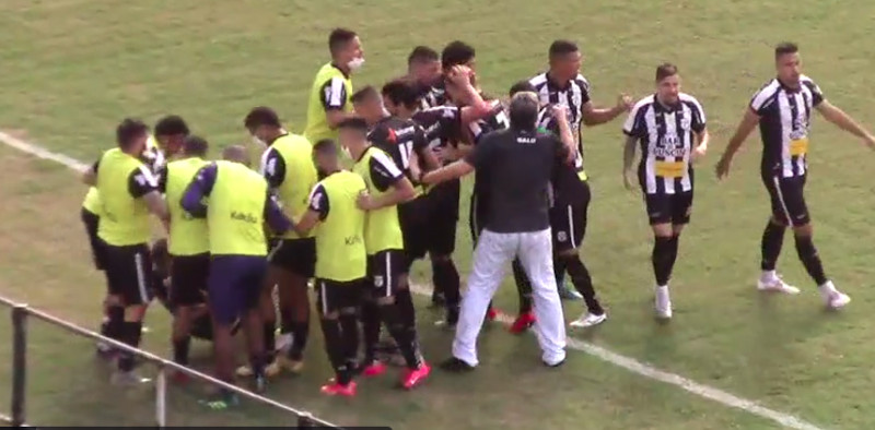 Treze perde de virada para o Central e se complica na Série D