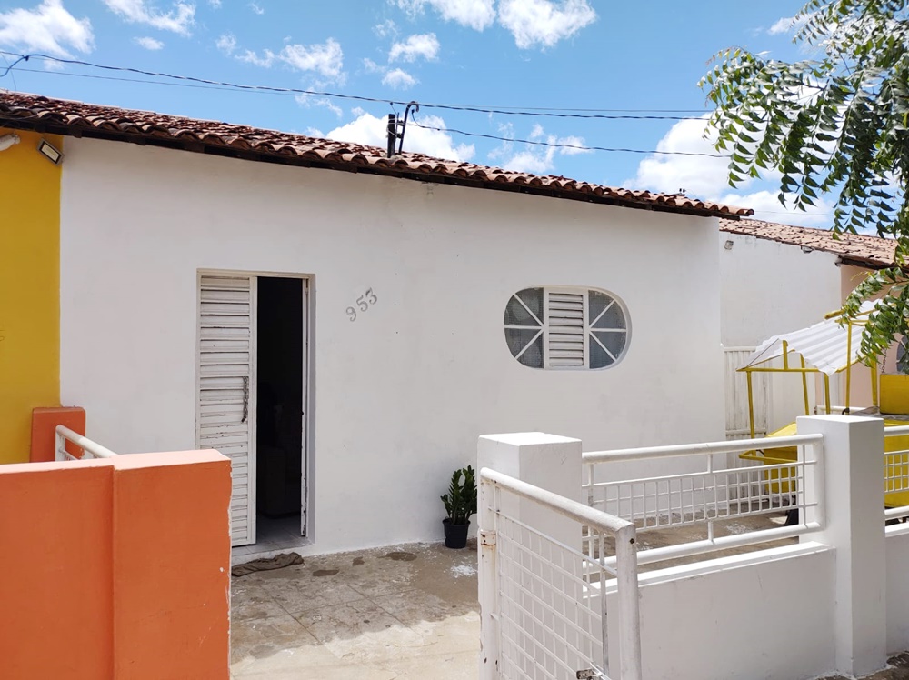 Em Patos: Desesperada mãe pede ajuda para salvar o filho do alcoolismo. “Me ajudem pelo amor de Deus, não aguento mais”. Ouça