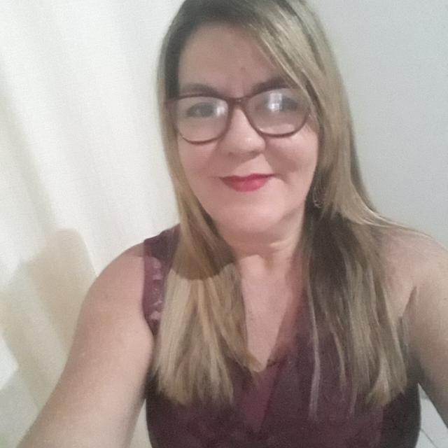 Moradora da Bahia procura familiares que podem estar no sertão da Paraíba; seus avós são Severino Guedes e Adelina Guedes