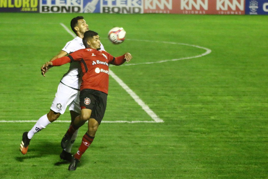 SÉRIE B: Botafogo-RJ surpreende Coritiba e entra no G4; Brasil e Remo empatam
