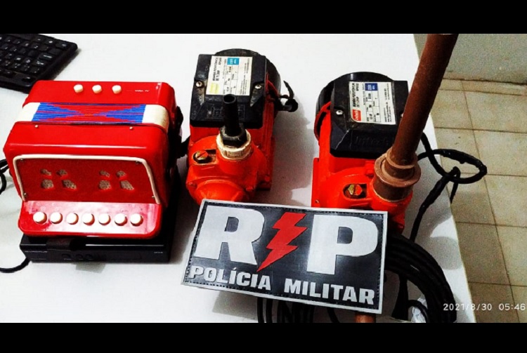 Jovem de 17 anos é amarrado pela própria mãe após chegar em casa com objetos furtados no sertão da Paraíba