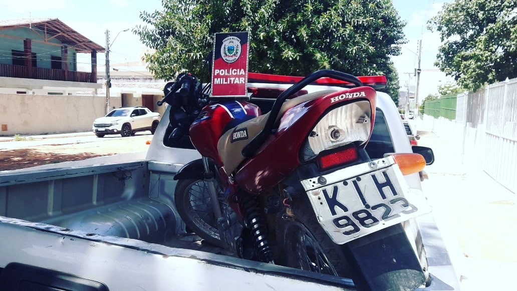 Polícia Militar recupera veículo com restrição de roubo/furto na cidade de Maturéia-PB